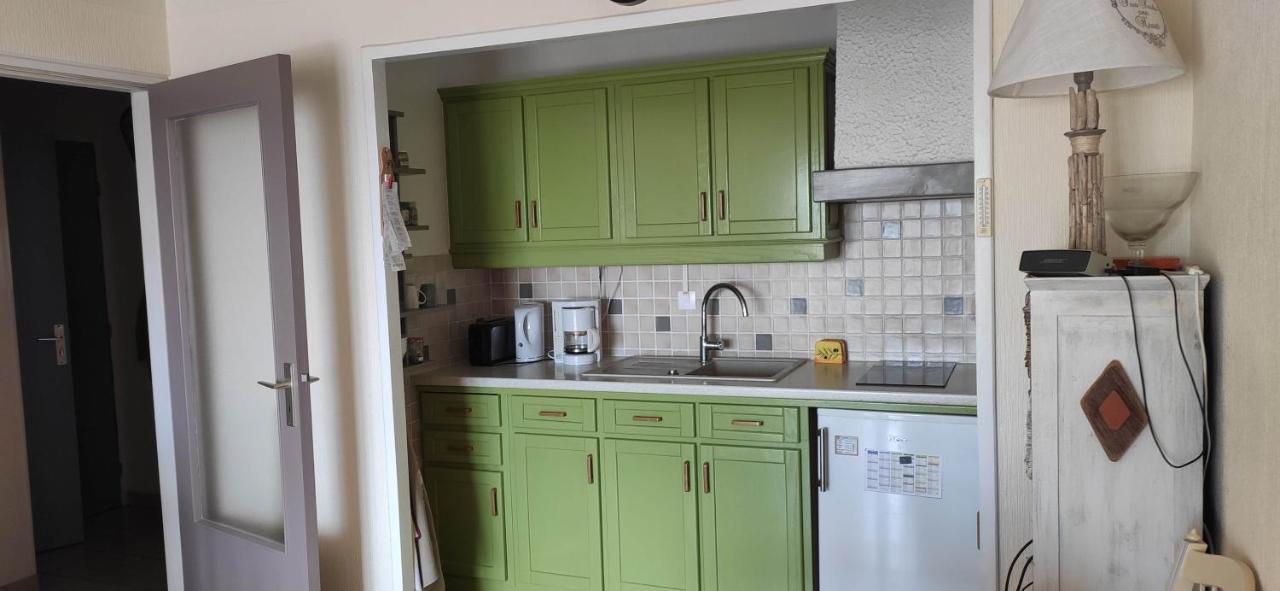 Appartement Lumineux Vue Mer Frejus Luaran gambar